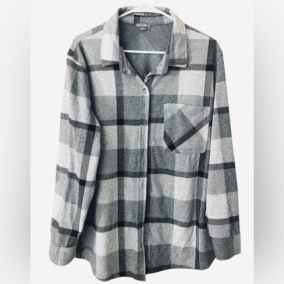 Falls Creek Gray Plaid Button Down Shirt - Picture 1 of 5